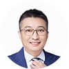 李　斌