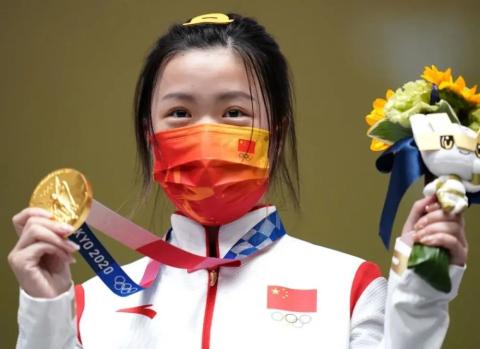 “00后”姑娘杨倩获得东京奥运会首枚金牌！努力的意义在这里！