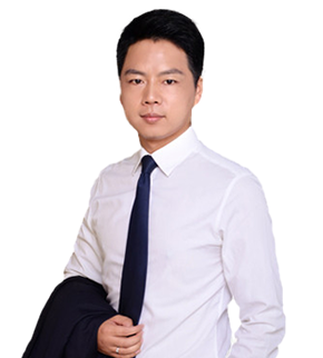 杨 虎